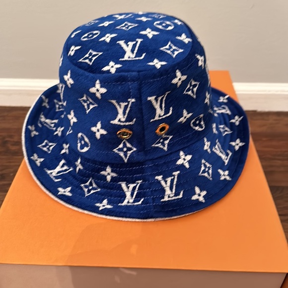 Louis Vuitton hat size Medium BNIB - Picture 2 of 5